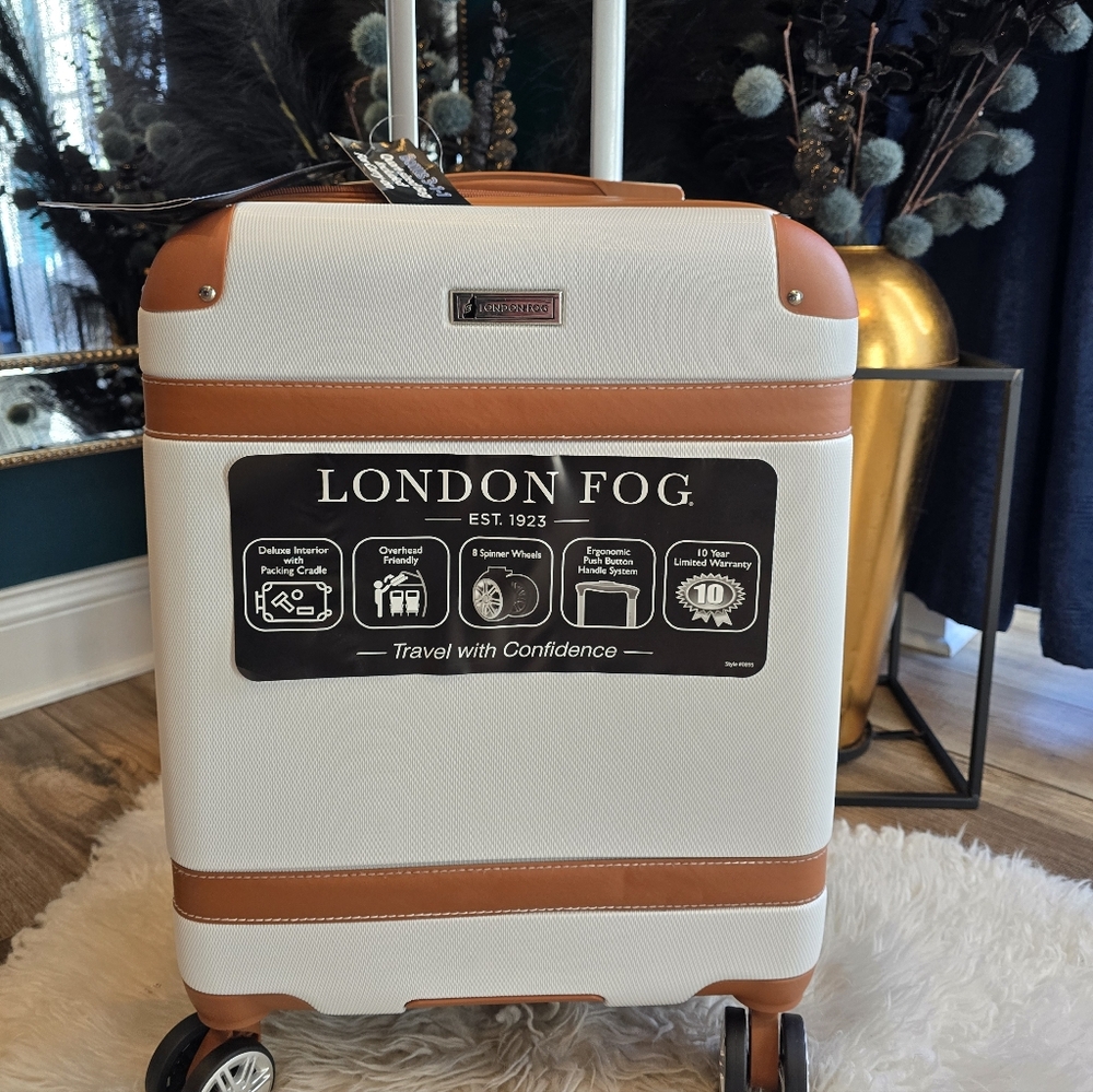 London Fog 20"Vintqge Collection carry onBrand new with original tags